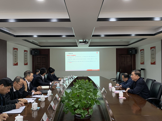 原中國建材集團(tuán)領(lǐng)導(dǎo)、現(xiàn)浙江大學(xué)教授劉志江一行蒞臨公司調(diào)研